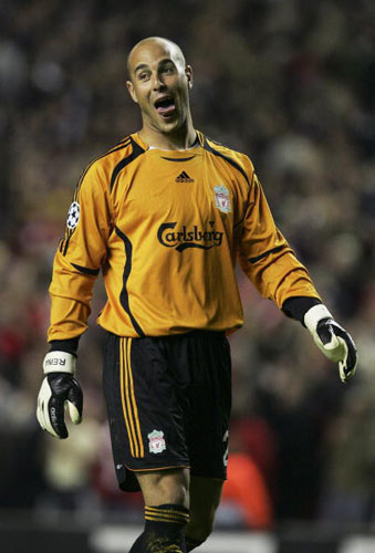 鲁媒：依木兰、陈泽仕参加山东队赛前合练，韩鹏参与了抢圈（鲁媒：依木兰、陈泽仕随队完成赛前合练 韩鹏亮相抢圈）