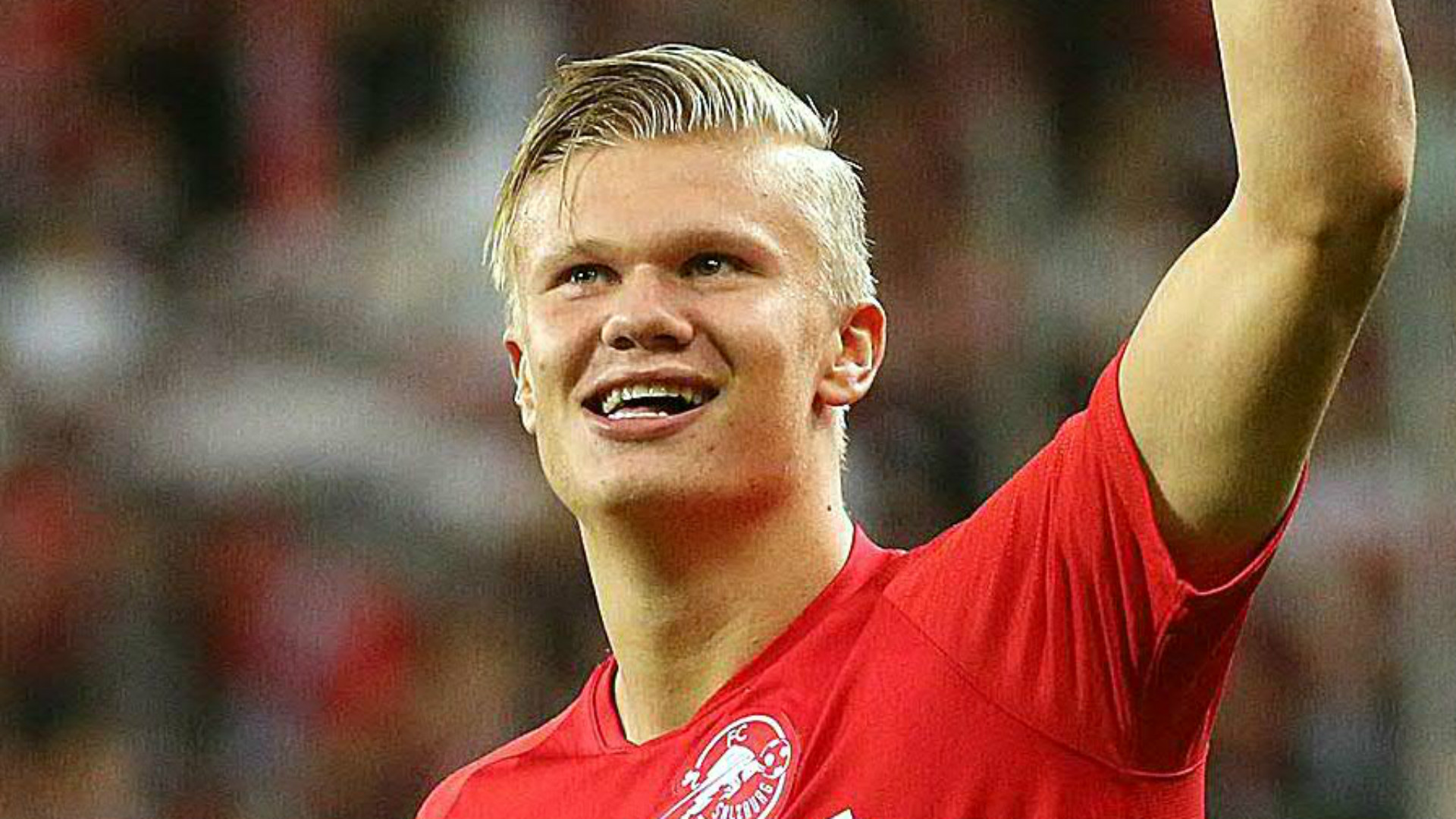 贝林厄姆2年来首次接定位球传球得分，今年进球追平维尼修斯（贝林厄姆时隔两年再度接定位球传中破门，本年度进球数追平维尼修斯）